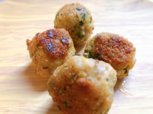 Learn how to make falafel, with easy to follow step-by-step photos to help you out