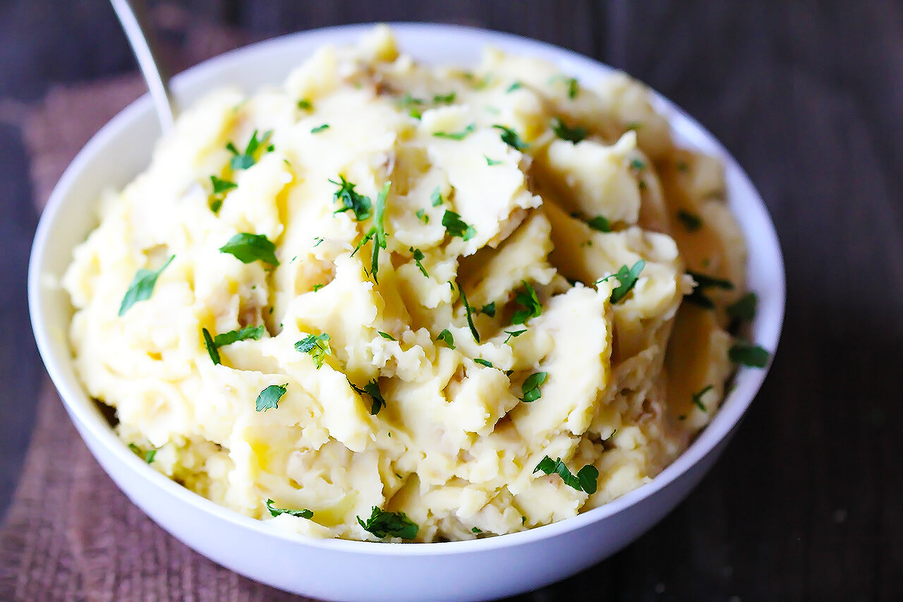 Healthy Hummus Mashed Potatoes